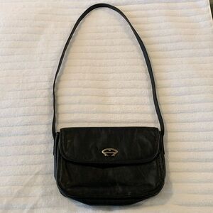 Etienne Vintage. Black Very Soft Leather Long Shoulder/Crossbody Bag/Mag Snap. 
